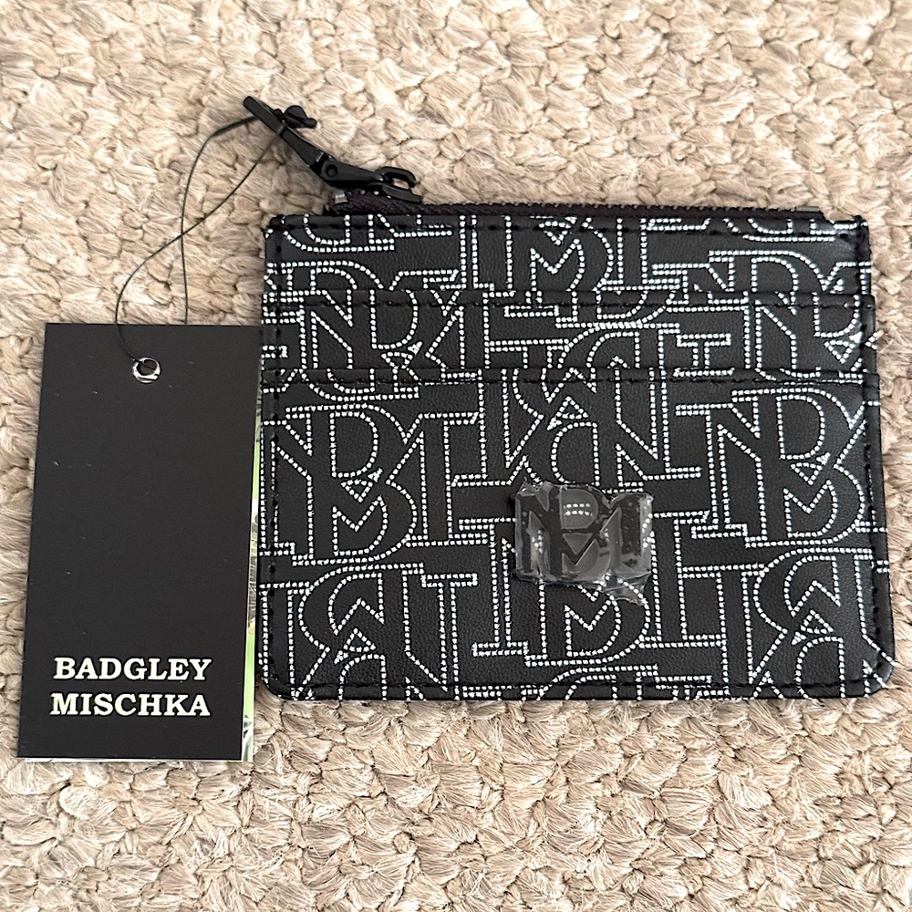 🖤 NWT Badgley Mischka Mini Credit Card Holder Black Logo